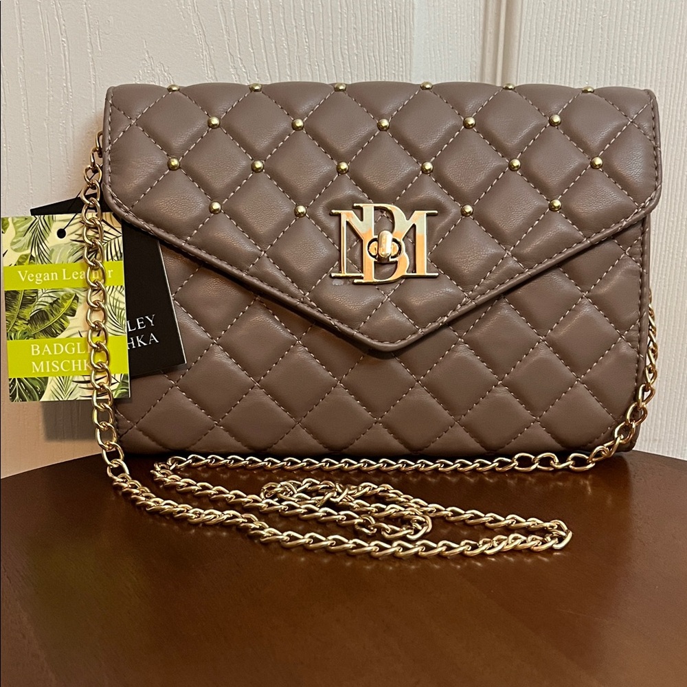 Badgley Mischka Quilted Beaded Crossbody Bag Vegan Leather Taupe - Women’s - NWT